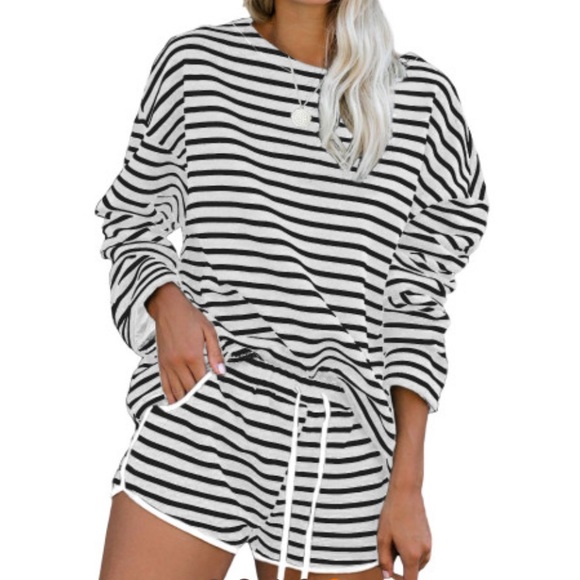Navy Striped long sleeve lounge set, soft & comfy! - Picture 2 of 11